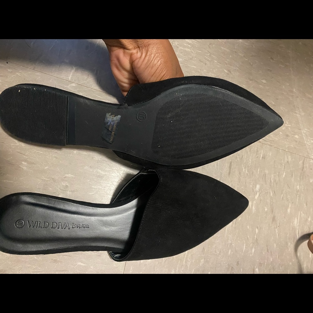 Black used sandals